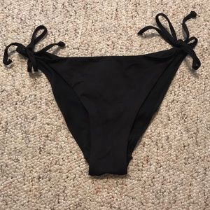 Tie cheeky bikini bottom